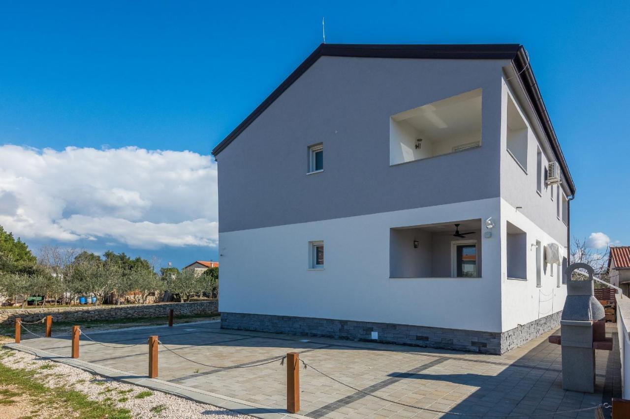 Apartments Pejakovic Vir Exterior photo