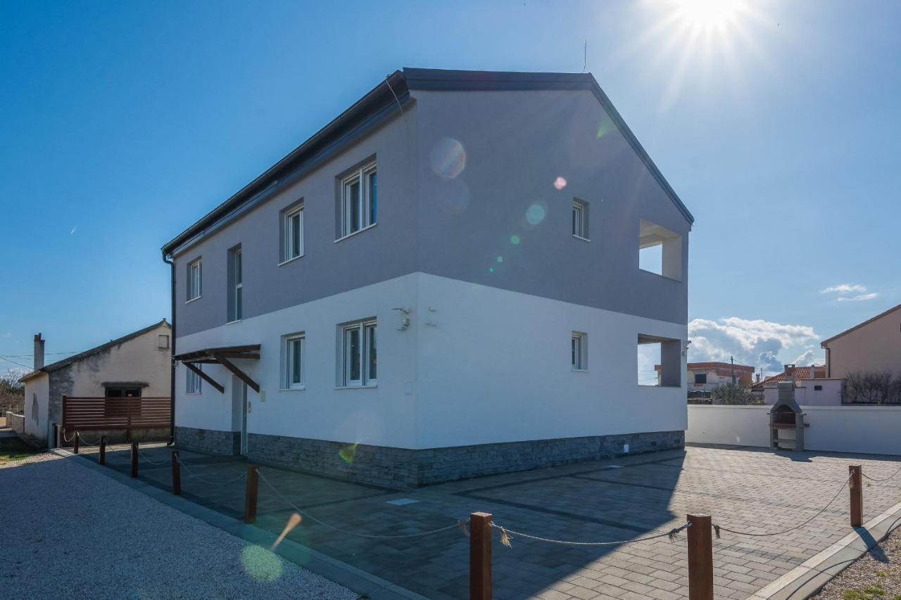 Apartments Pejakovic Vir Exterior photo