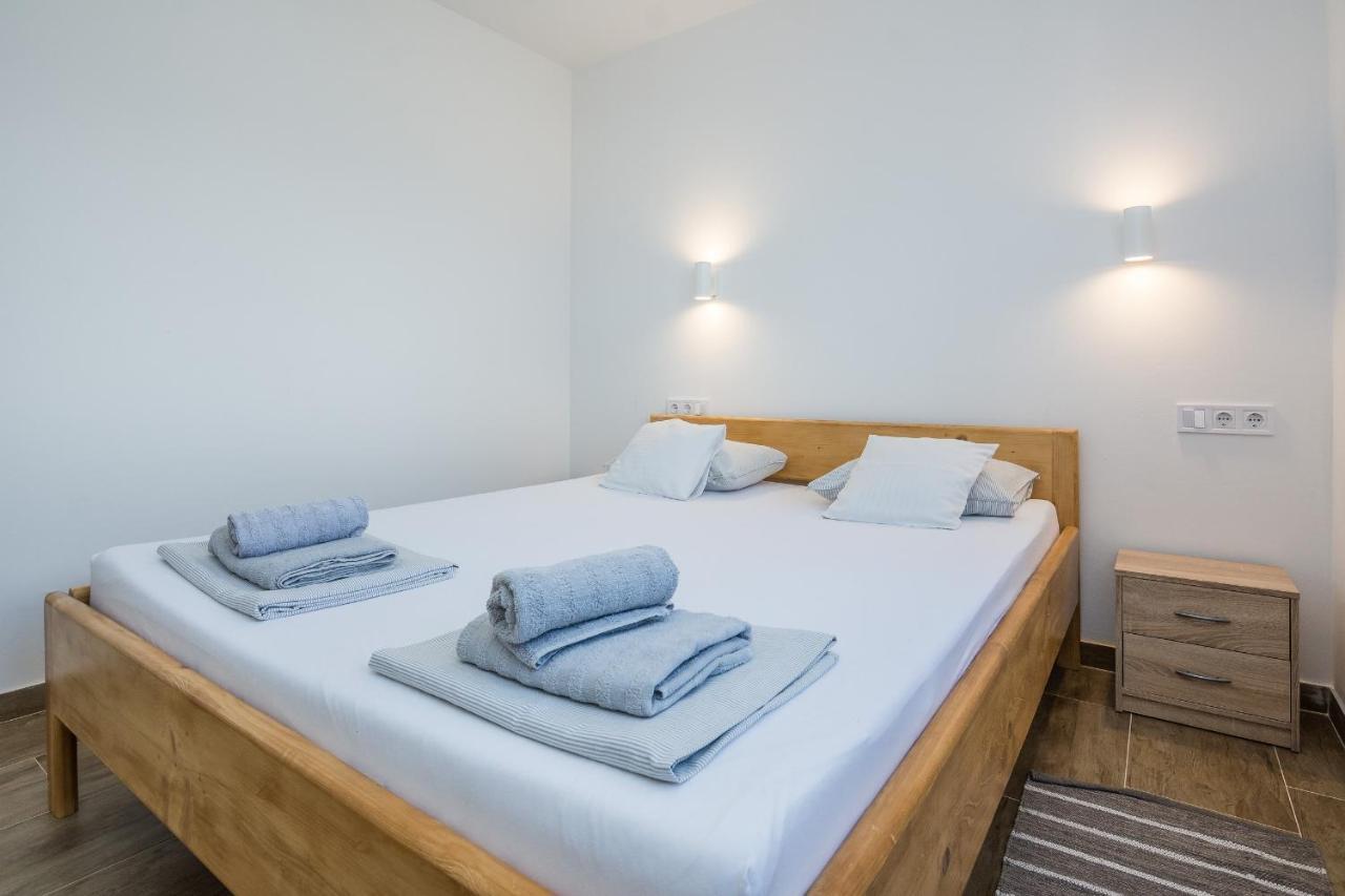 Apartments Pejakovic Vir Exterior photo